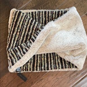 NWT RW&Co Neck Warmer